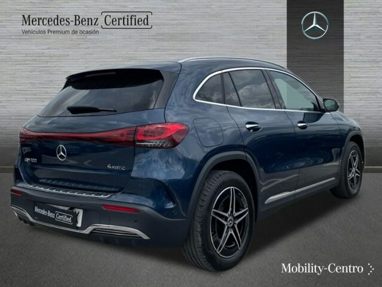 mercedes-eqa-250-amg-line-imagen-1