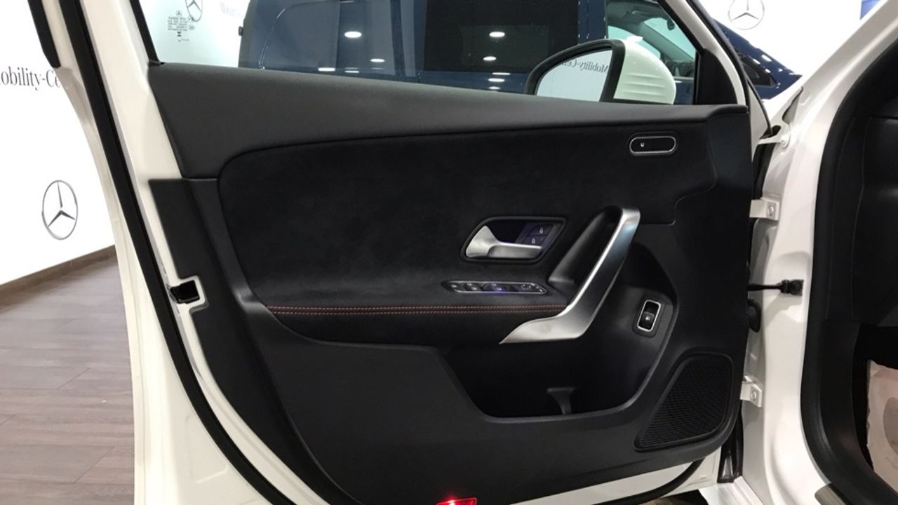mercedes-clase-a-a-250-e-imagen-18