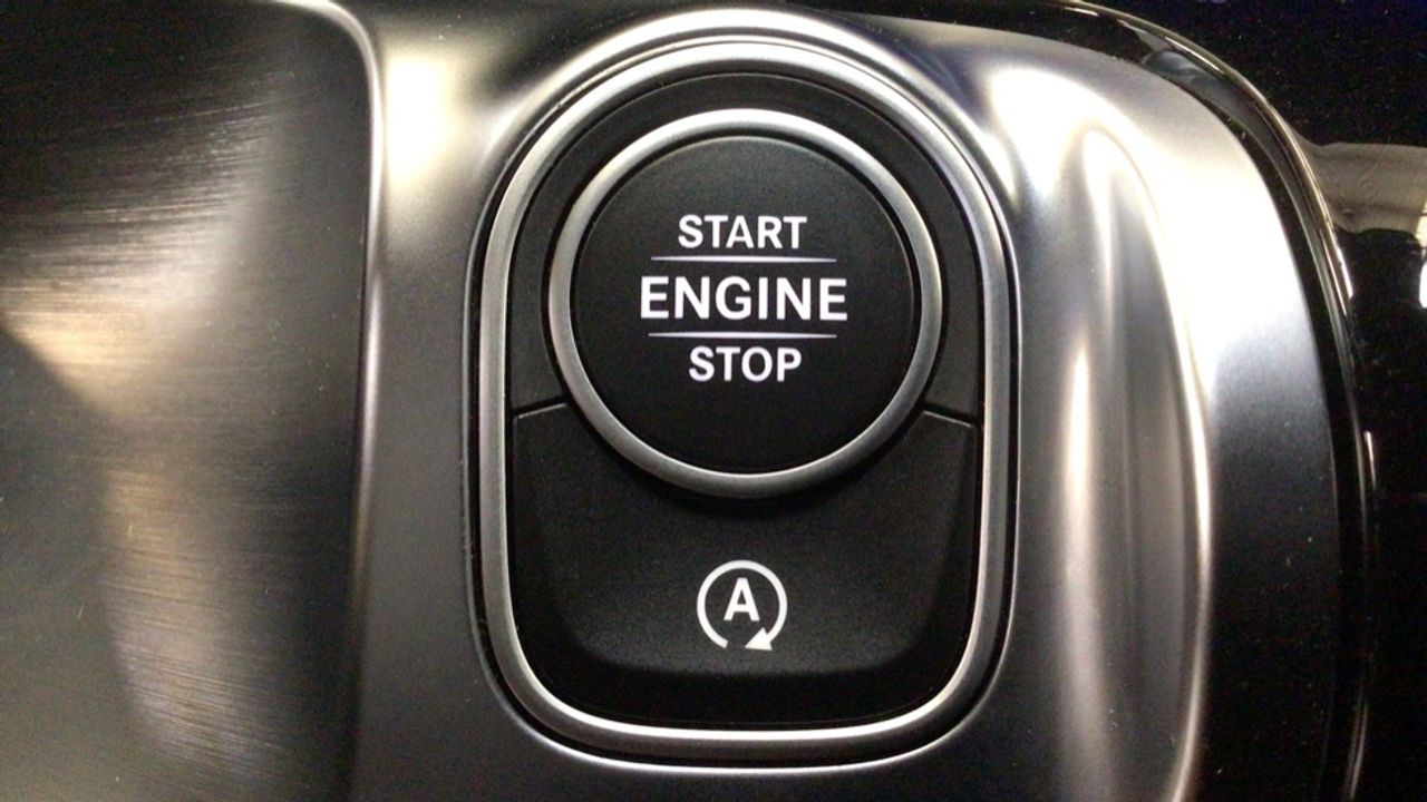 mercedes-glb-glb-200-imagen-22
