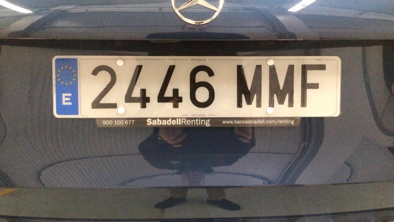 mercedes-glb-glb-200-imagen-25
