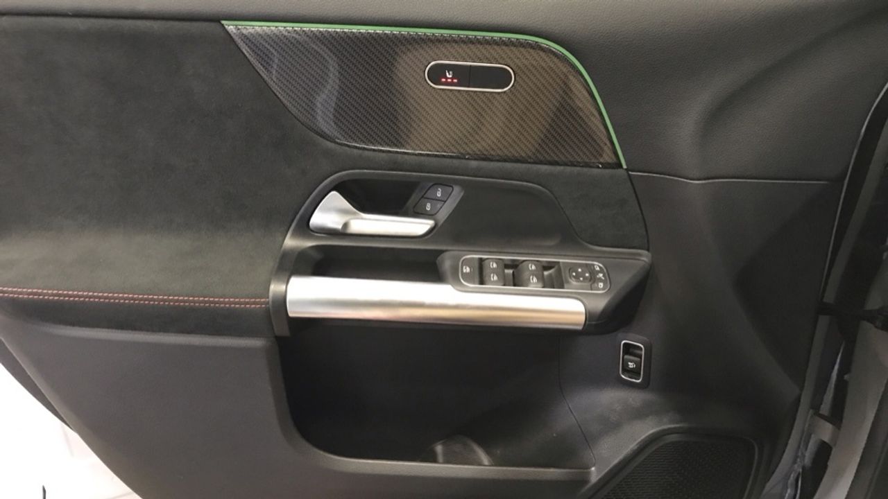 mercedes-gla-gla-250-e-imagen-20