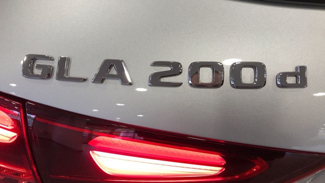 mercedes-gla-gla-250-e-imagen-11
