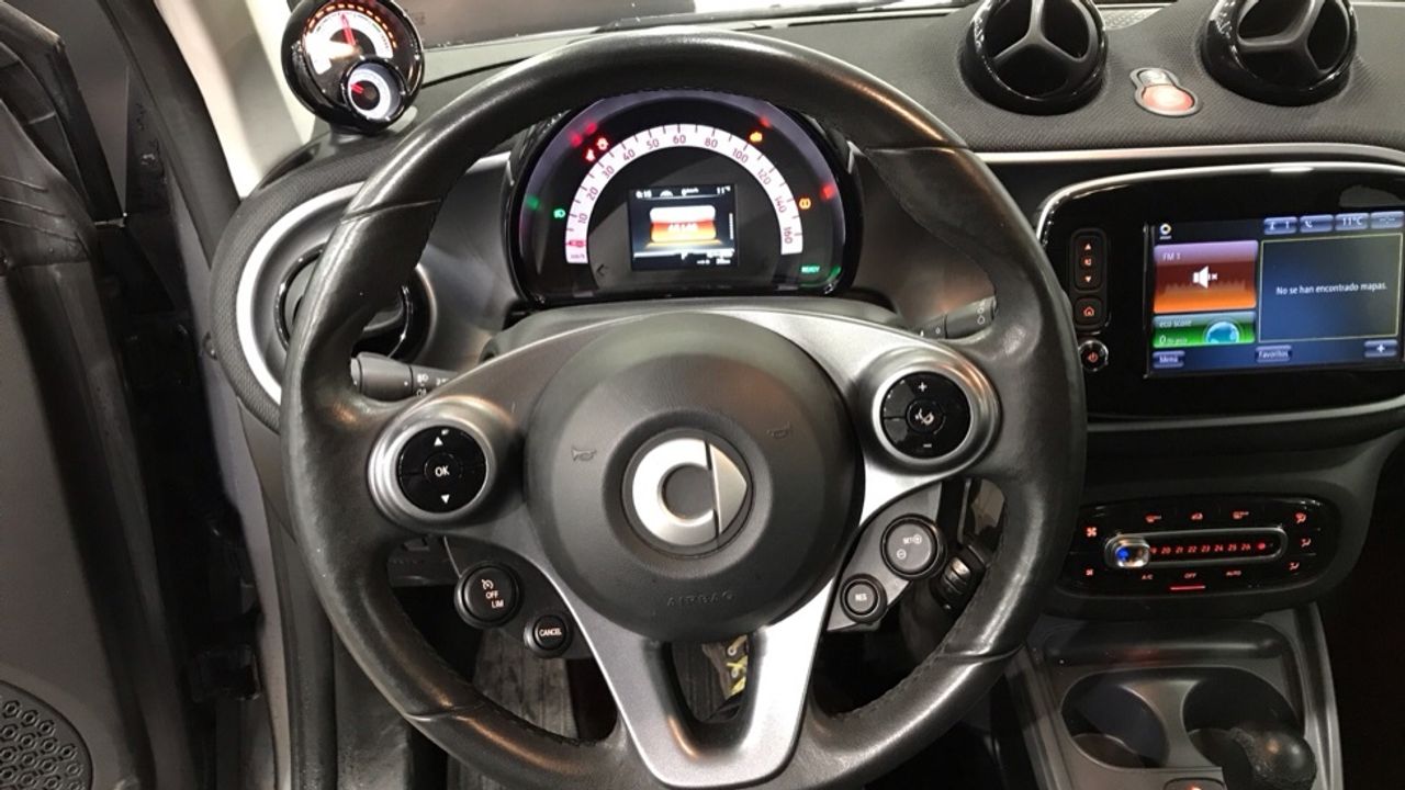 smart-fortwo-60kw81cv-electric-drive-coupe-imagen-8