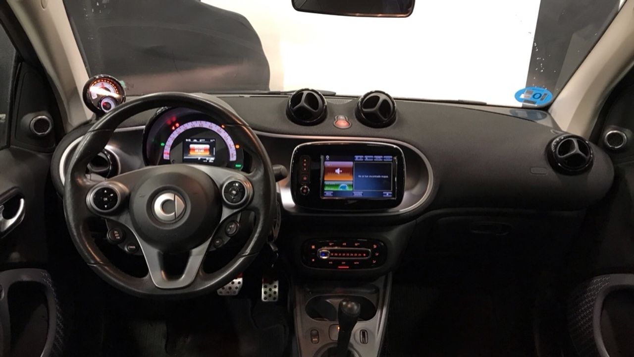 smart-fortwo-60kw81cv-electric-drive-coupe-imagen-7