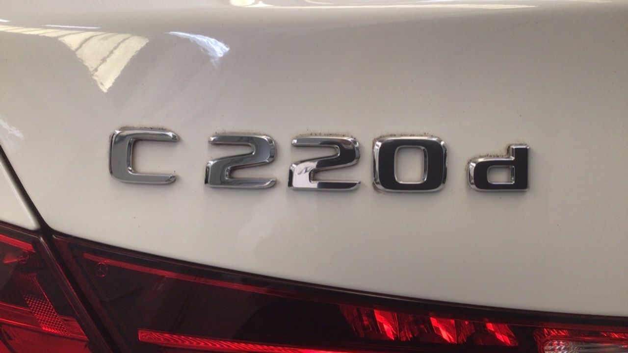 mercedes-clase-c-c-220-d-imagen-12
