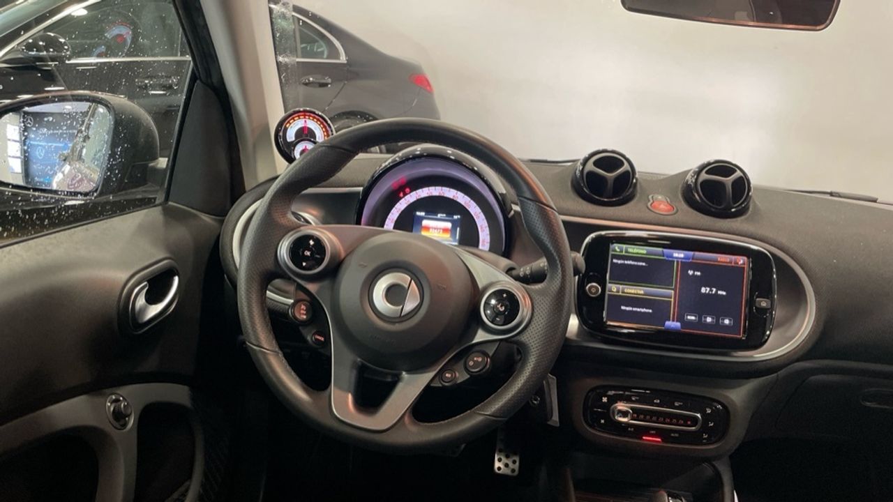 smart-fortwo-60kw81cv-eq-coupe-imagen-8