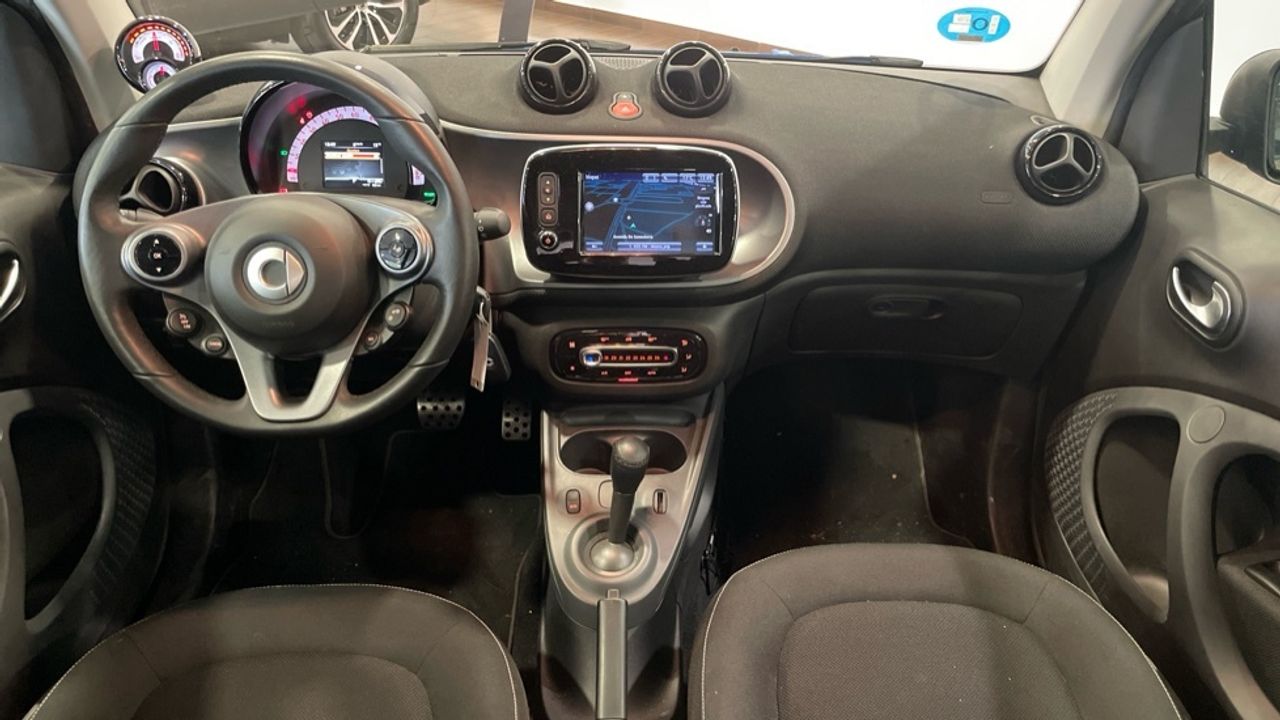 smart-fortwo-60kw81cv-eq-coupe-imagen-7