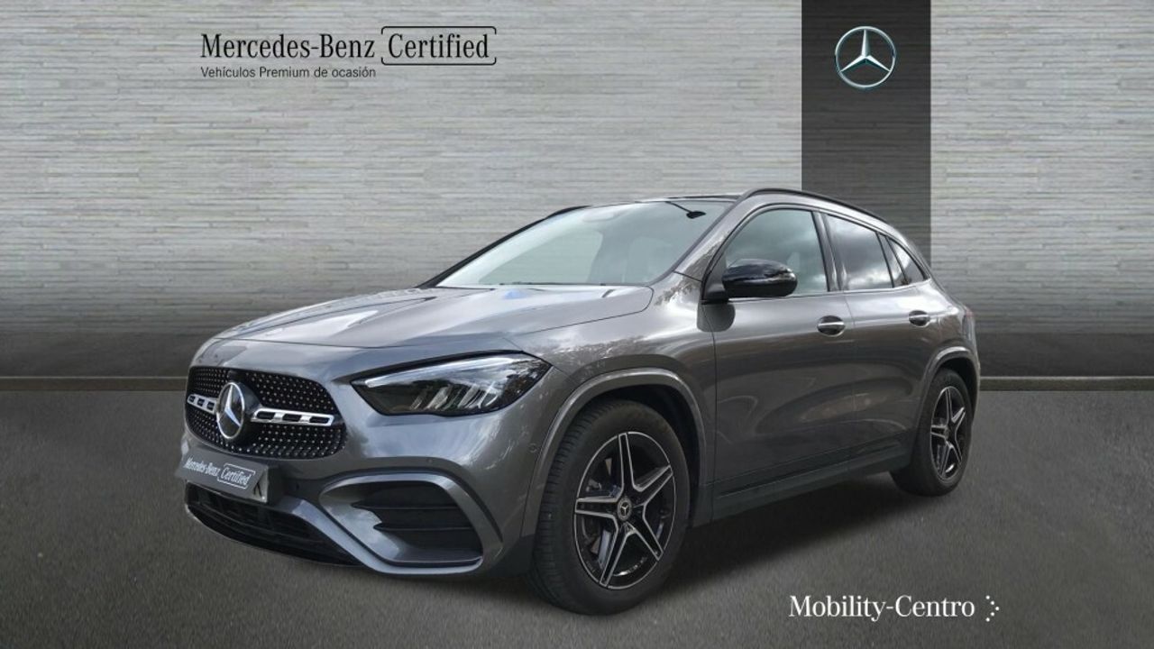Cargador usb  de segunda mano - mercedes gla 2023 /