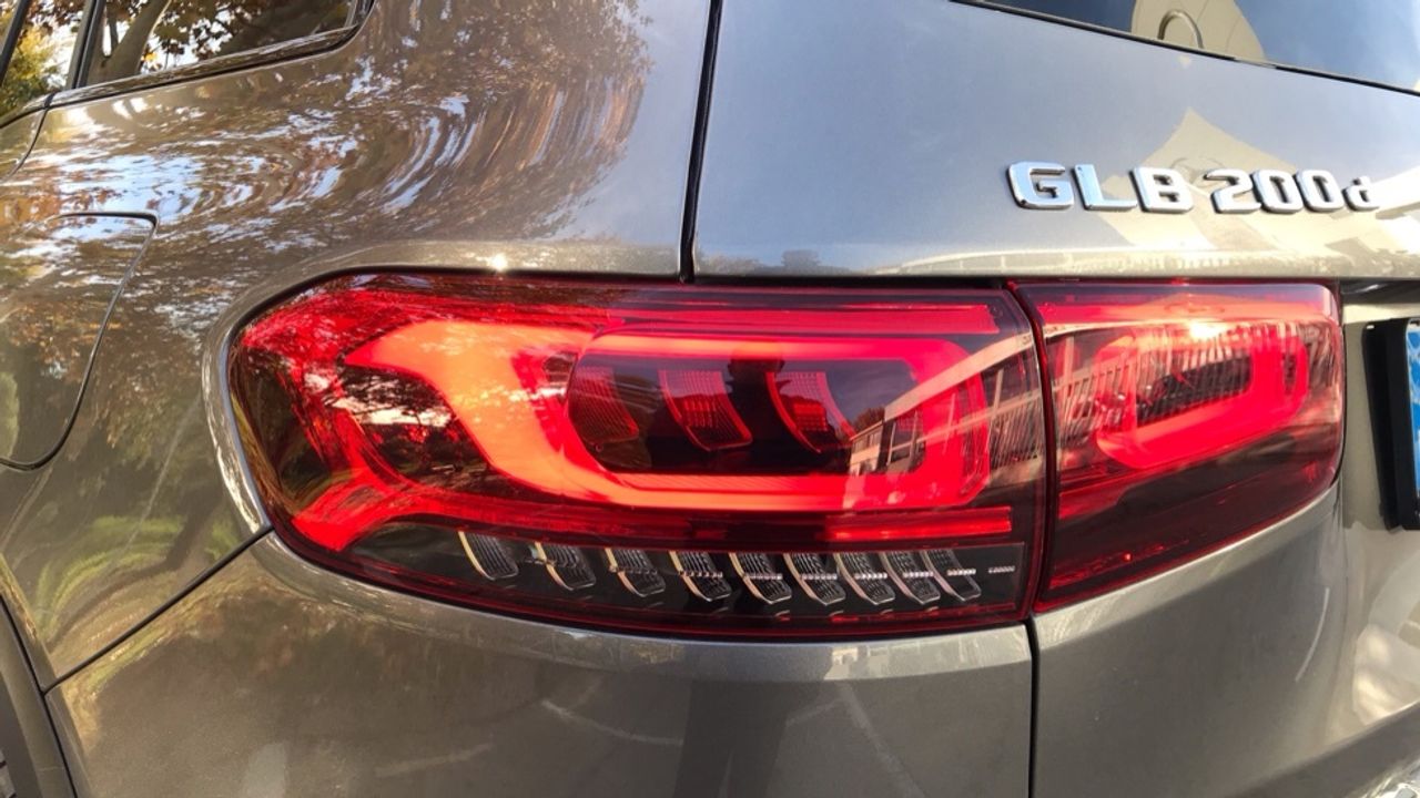 mercedes-glb-glb-200-d-4matic-imagen-19