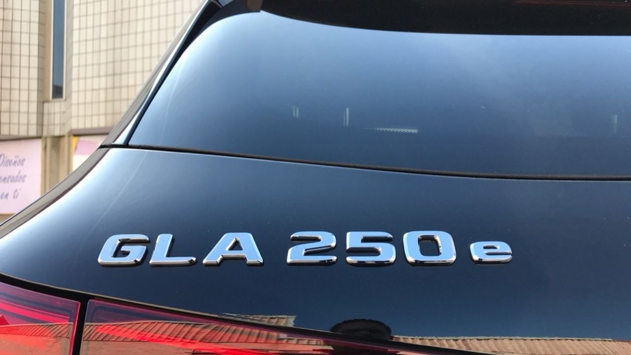 mercedes-gla-gla-250-e-imagen-11