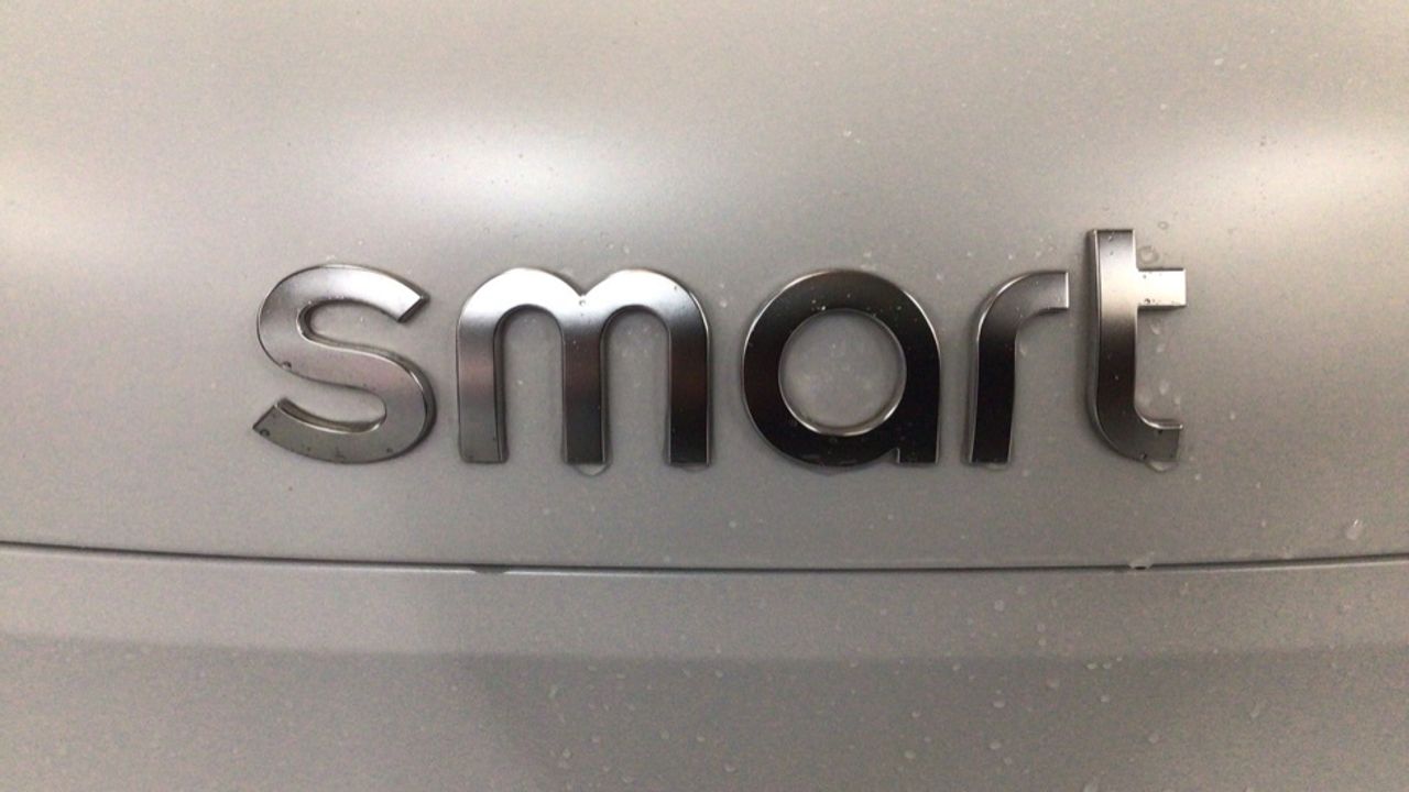 smart-fortwo-60kw81cv-eq-coupe-imagen-11