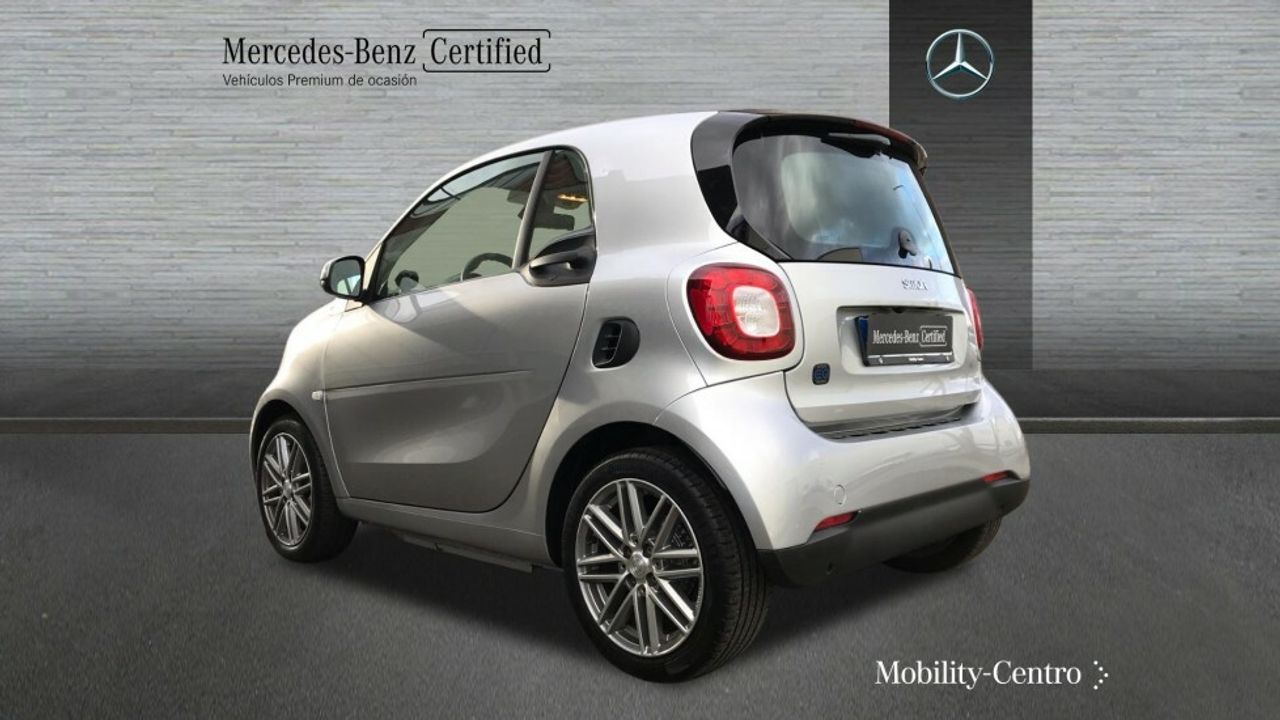 smart-fortwo-60kw81cv-electric-drive-coupe-imagen-3