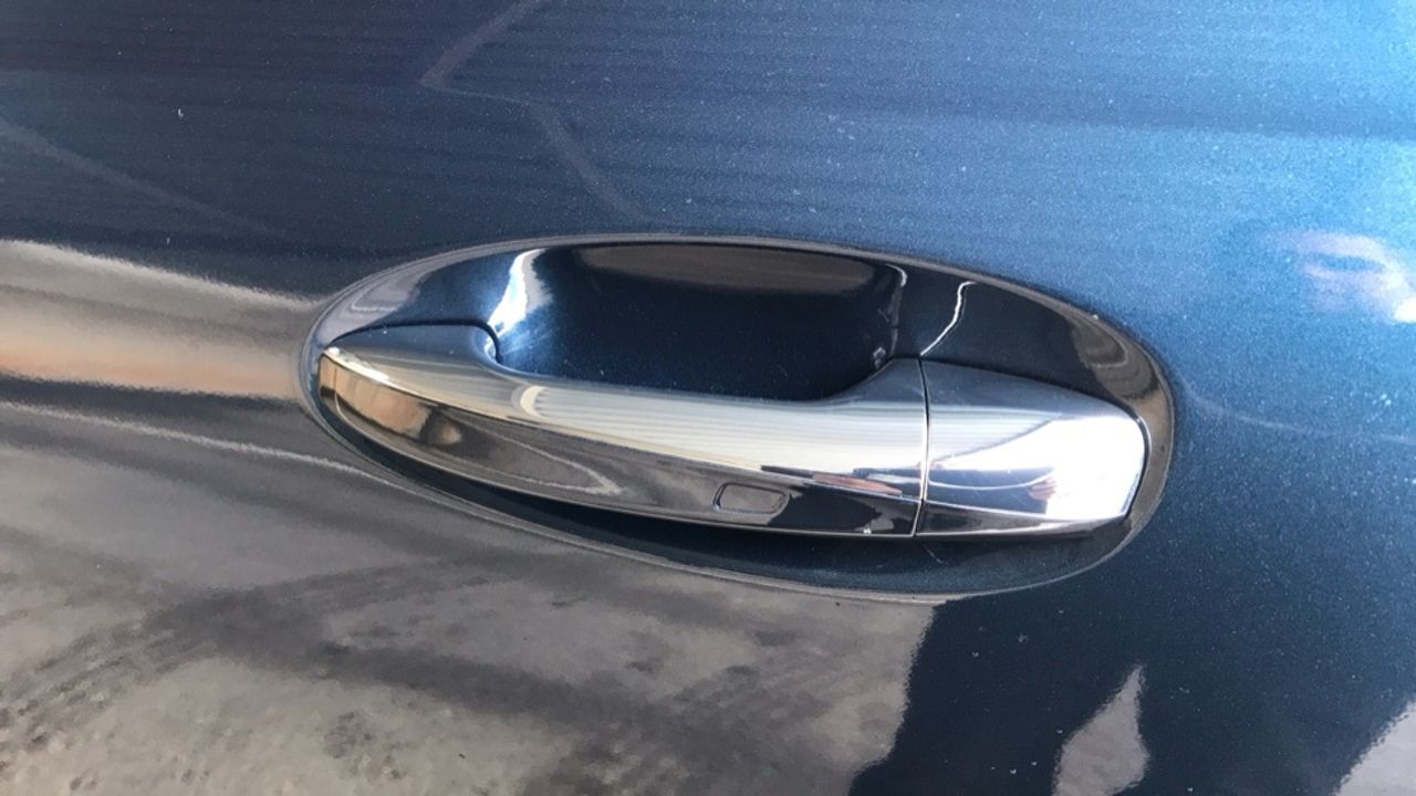 mercedes-eqb-250-electric-art-imagen-14