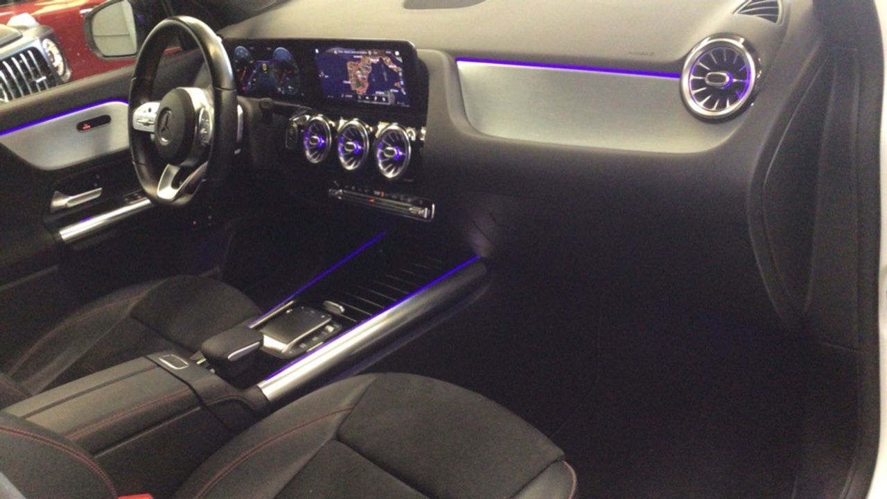 mercedes-gla-gla-250-e-imagen-9