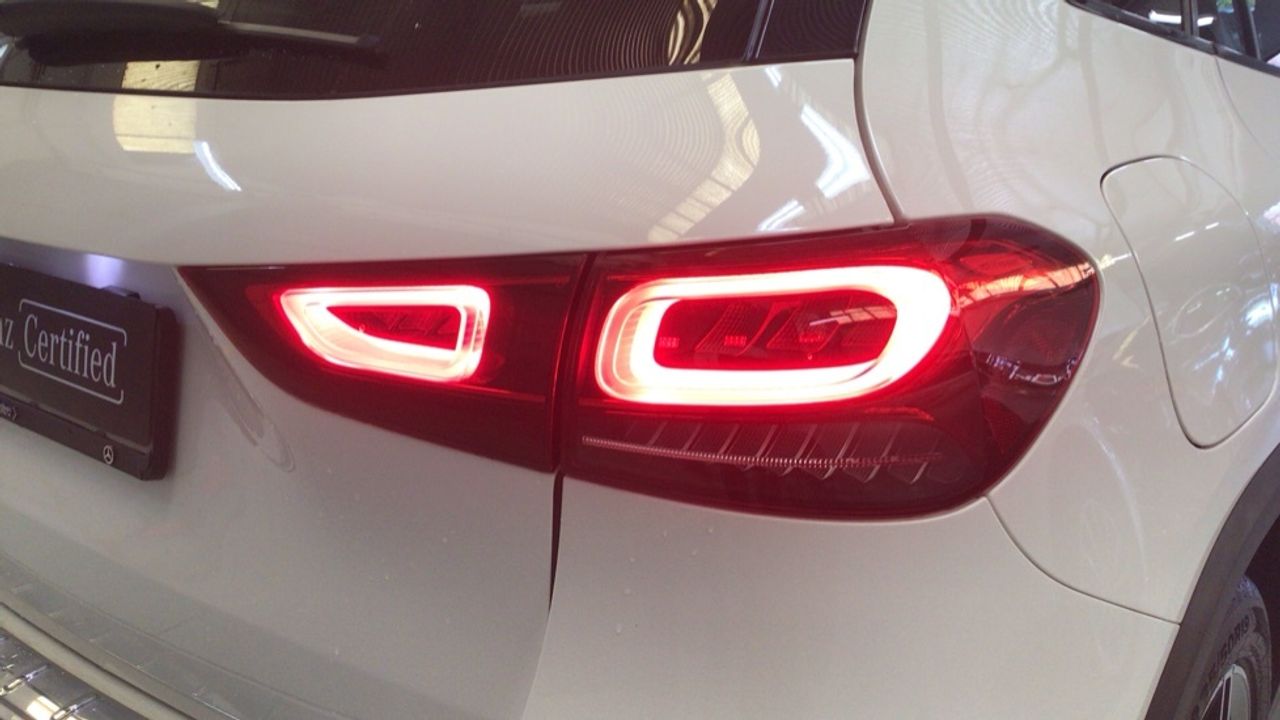 mercedes-gla-gla-250-e-imagen-15