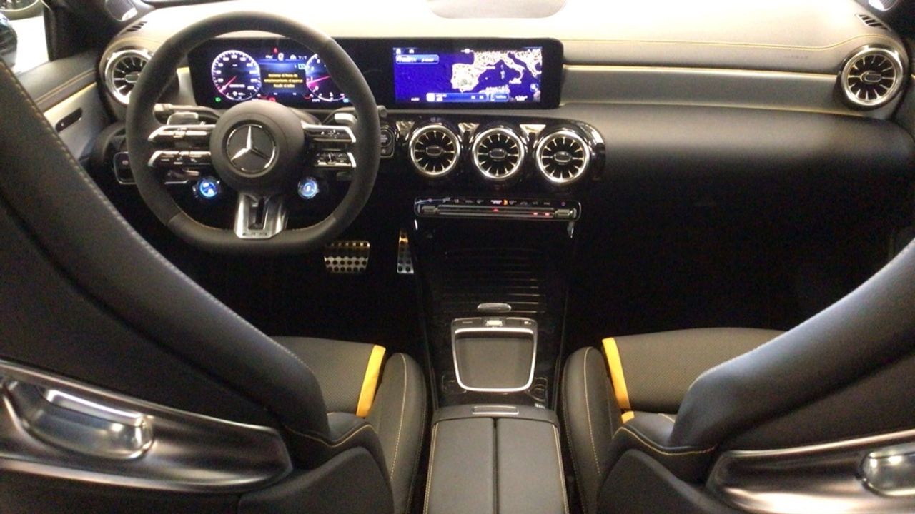 mercedes-clase-a-mercedes-amg-a-45-s-4matic+-imagen-7
