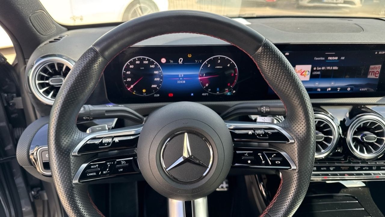 mercedes-clase-a-a-200-d-sedan-imagen-8
