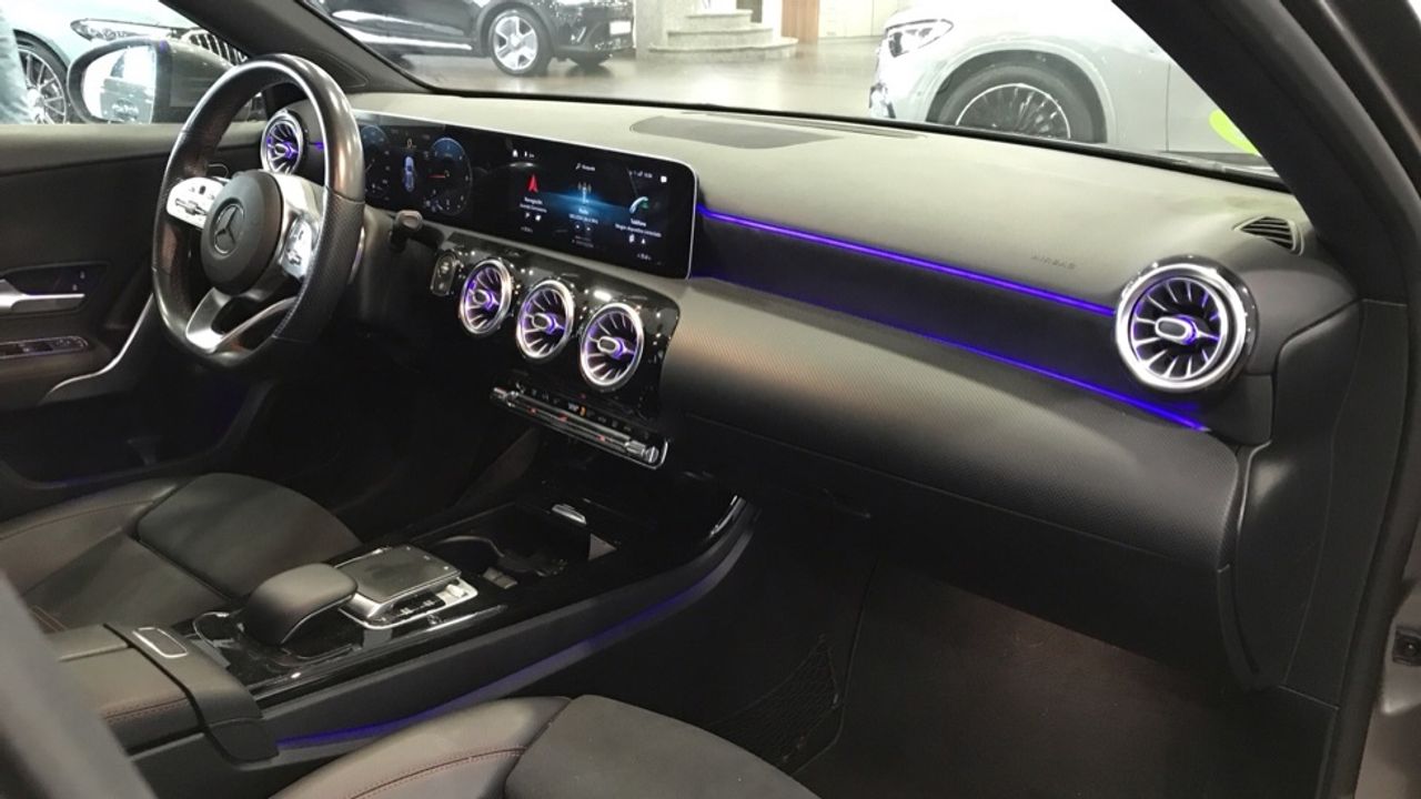 mercedes-clase-a-a-200-d-imagen-9
