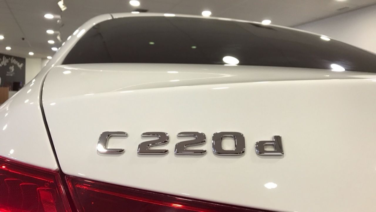 mercedes-clase-c-c-220-d-imagen-11