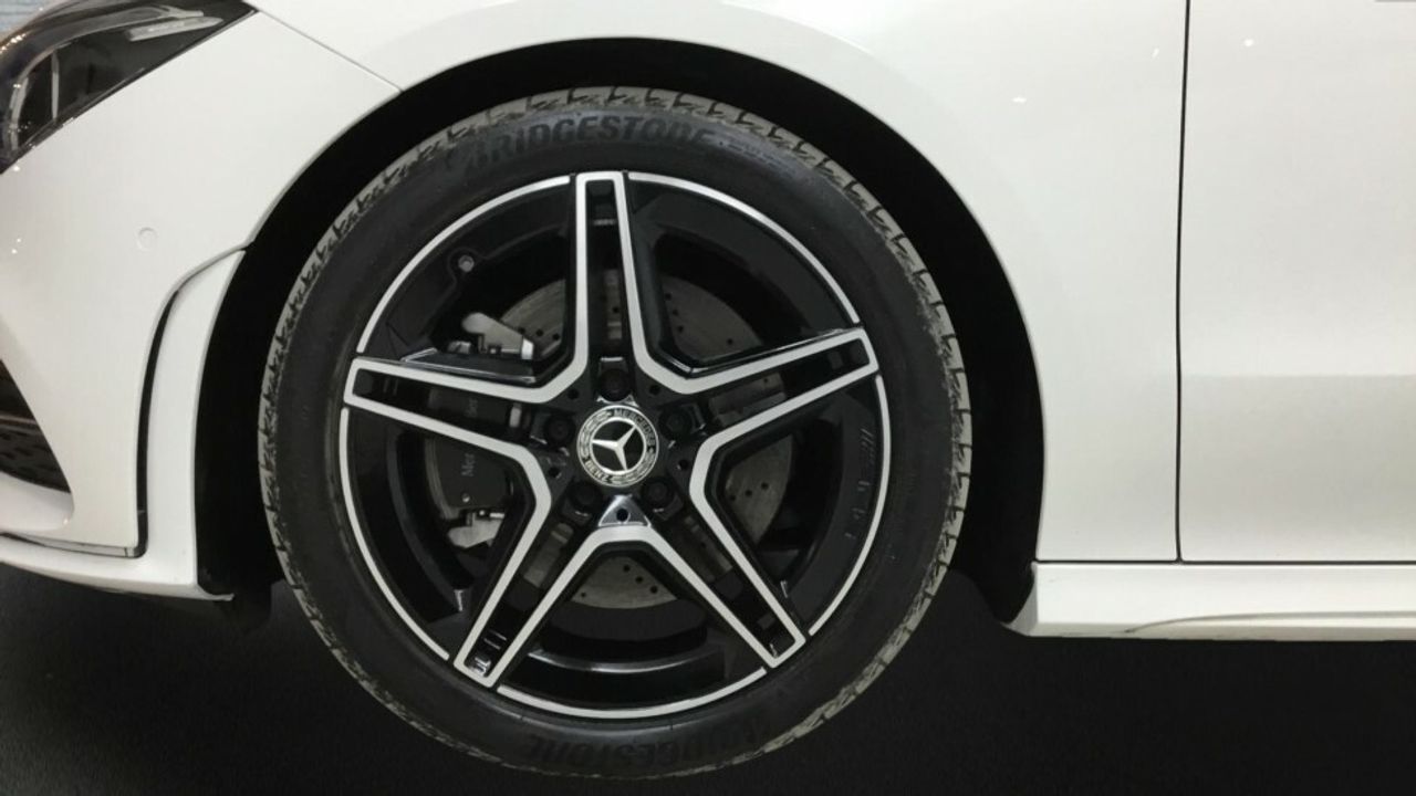 mercedes-cla-cla-200-d-dct-shooting-brake-imagen-4