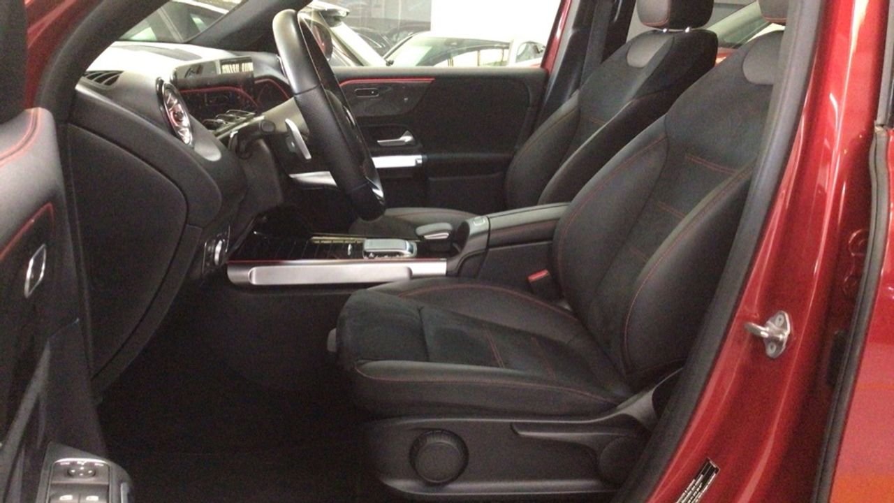 mercedes-glb-glb-200-d-4matic-imagen-6