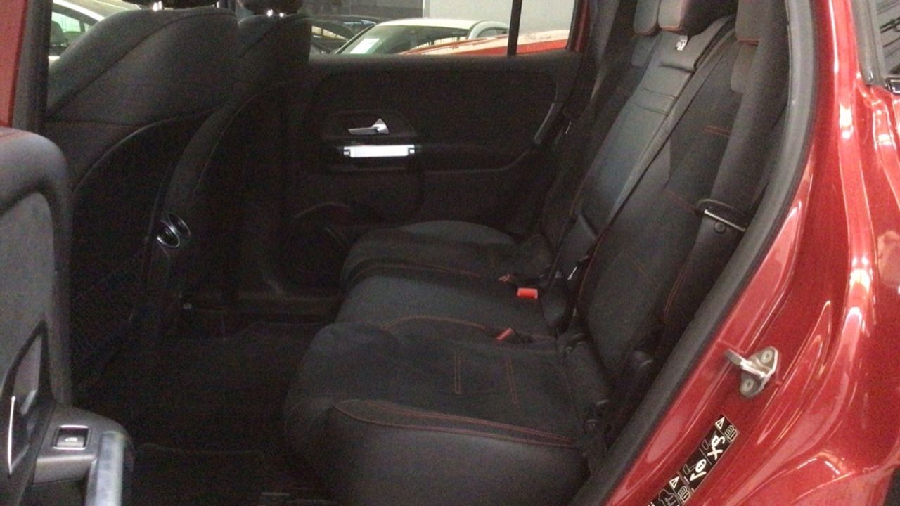 mercedes-glb-glb-200-d-4matic-imagen-10