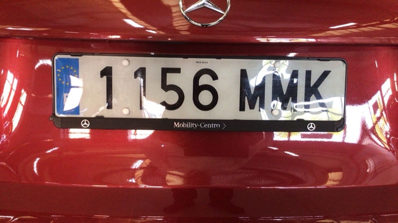 mercedes-glb-glb-200-d-4matic-imagen-25