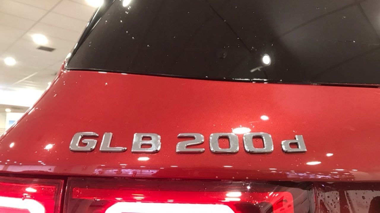 mercedes-glb-glb-200-d-4matic-imagen-11