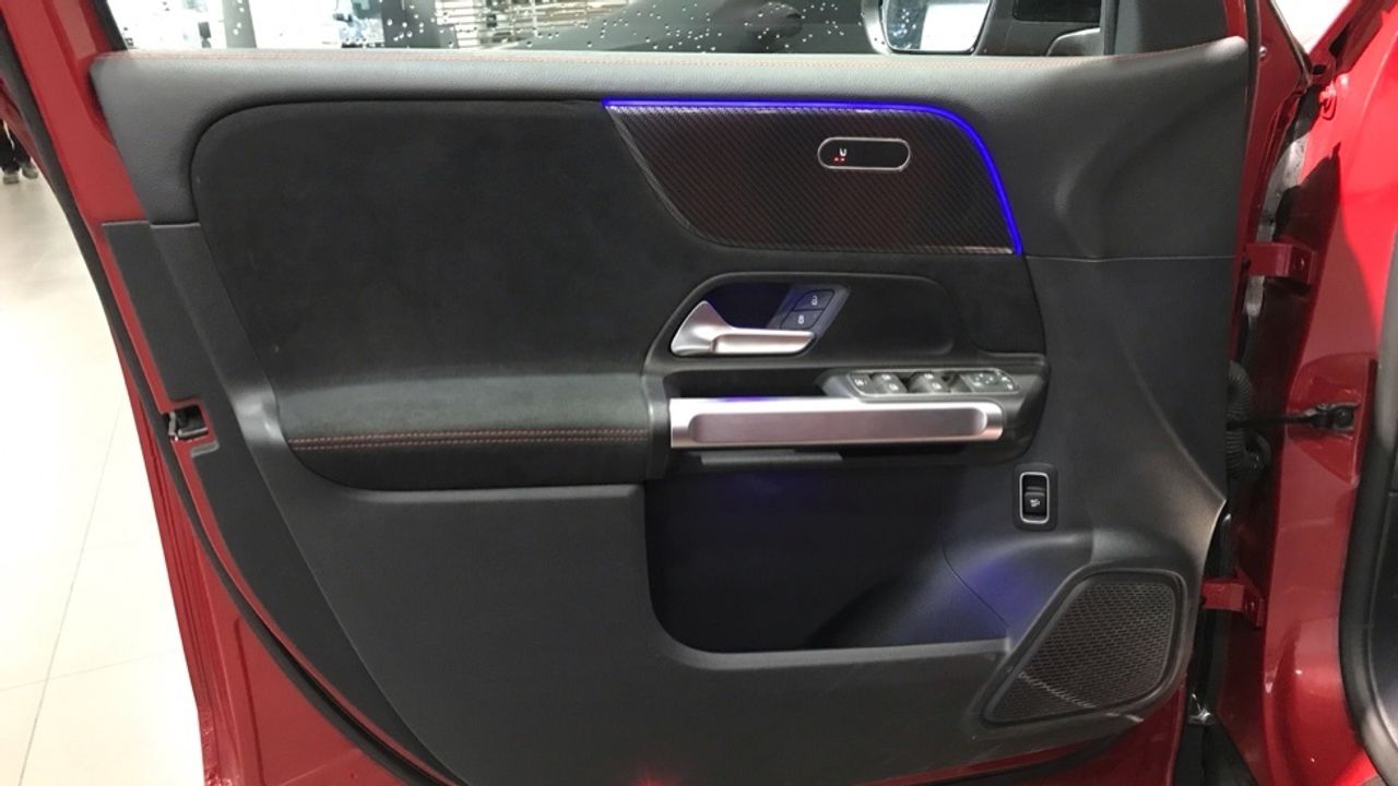 mercedes-glb-glb-200-d-4matic-imagen-18