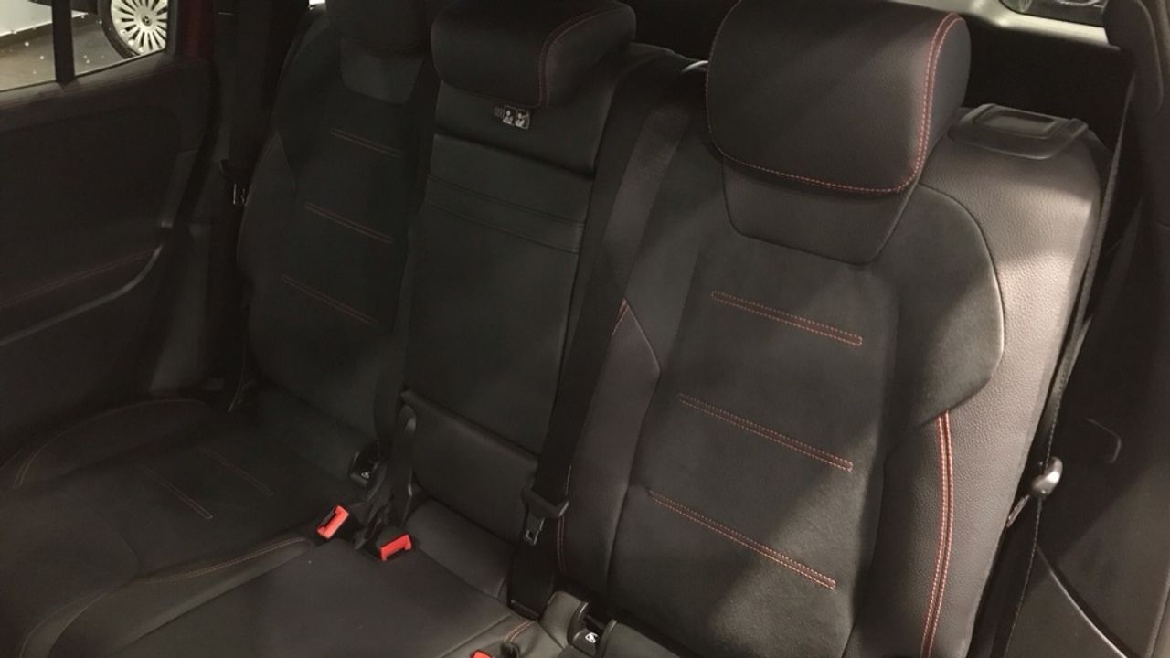 mercedes-glb-glb-200-d-4matic-imagen-10