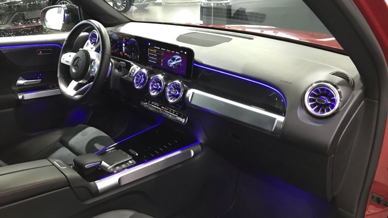 mercedes-glb-glb-200-d-4matic-imagen-9