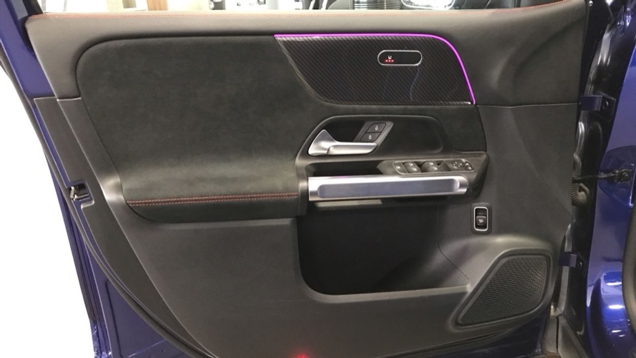 mercedes-glb-glb-200-d-4matic-imagen-18
