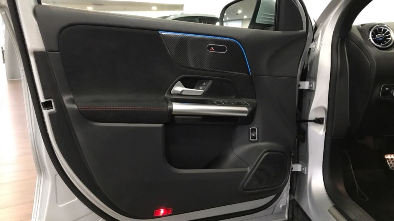 mercedes-gla-gla-220-d-4matic-imagen-18