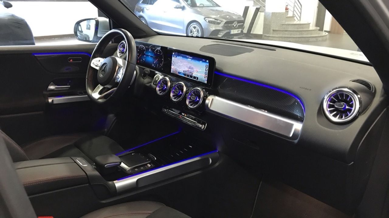 mercedes-glb-glb-200-d-4matic-imagen-9