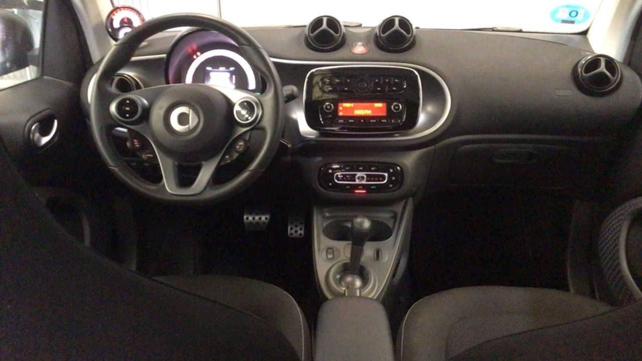 smart-fortwo-60kw81cv-electric-drive-coupe-imagen-7
