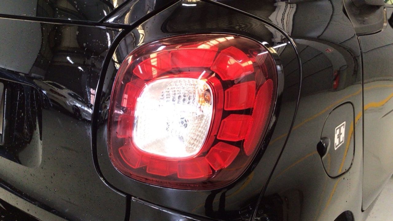 smart-fortwo-60kw81cv-electric-drive-coupe-imagen-13