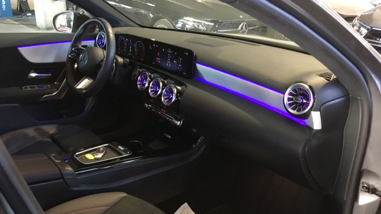 mercedes-clase-a-a-200-d-imagen-9