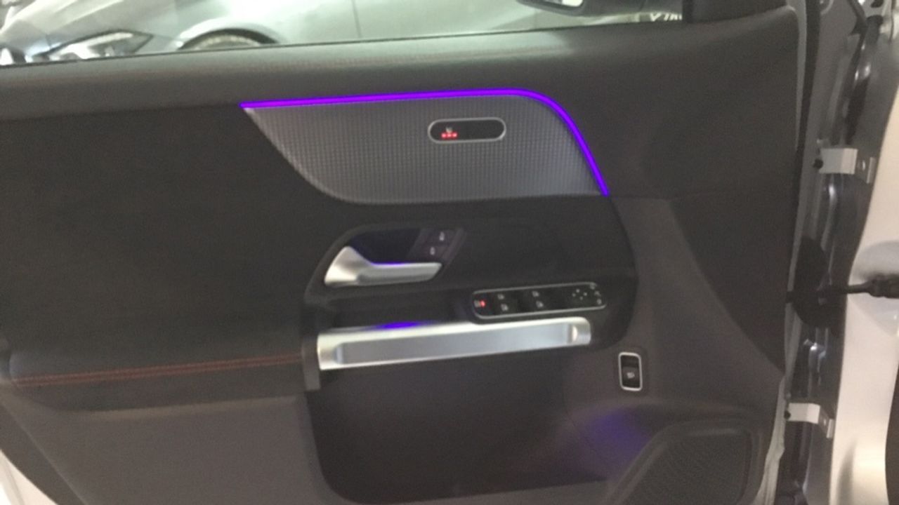 mercedes-eqb-eqb-250+-imagen-18