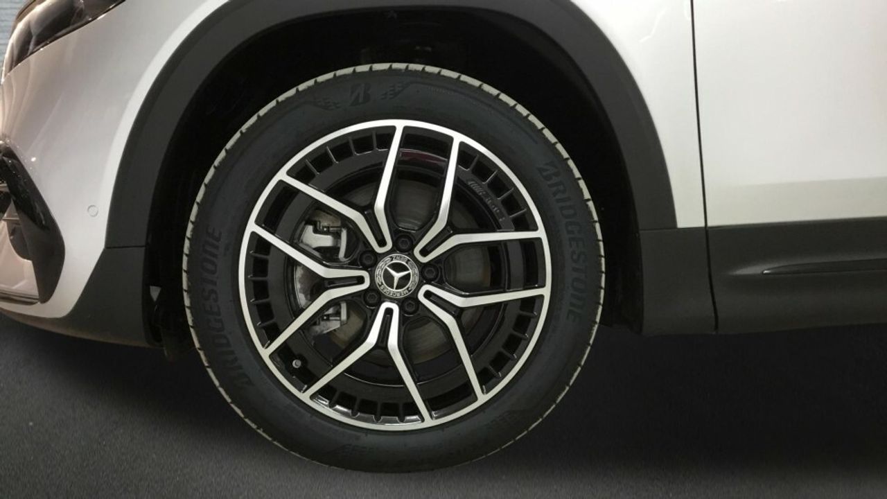 mercedes-eqb-eqb-250+-imagen-4