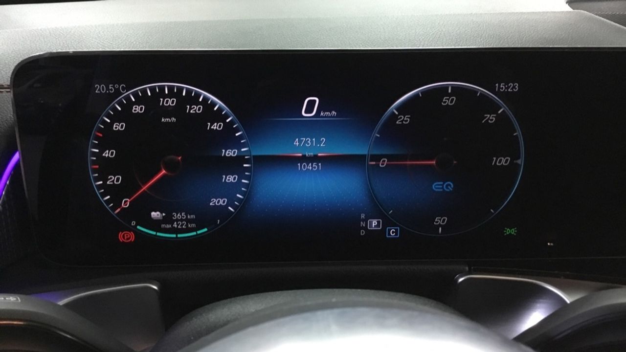 mercedes-eqb-eqb-250+-imagen-15