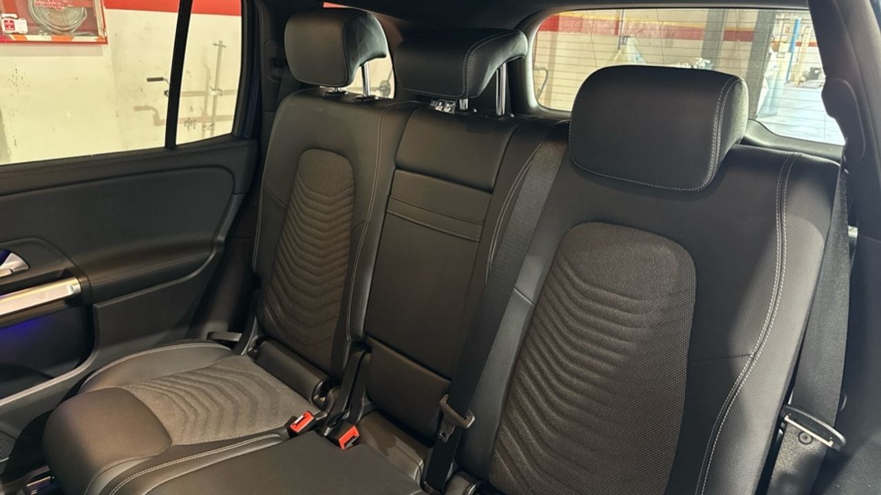 mercedes-eqb-eqb-250+-imagen-10