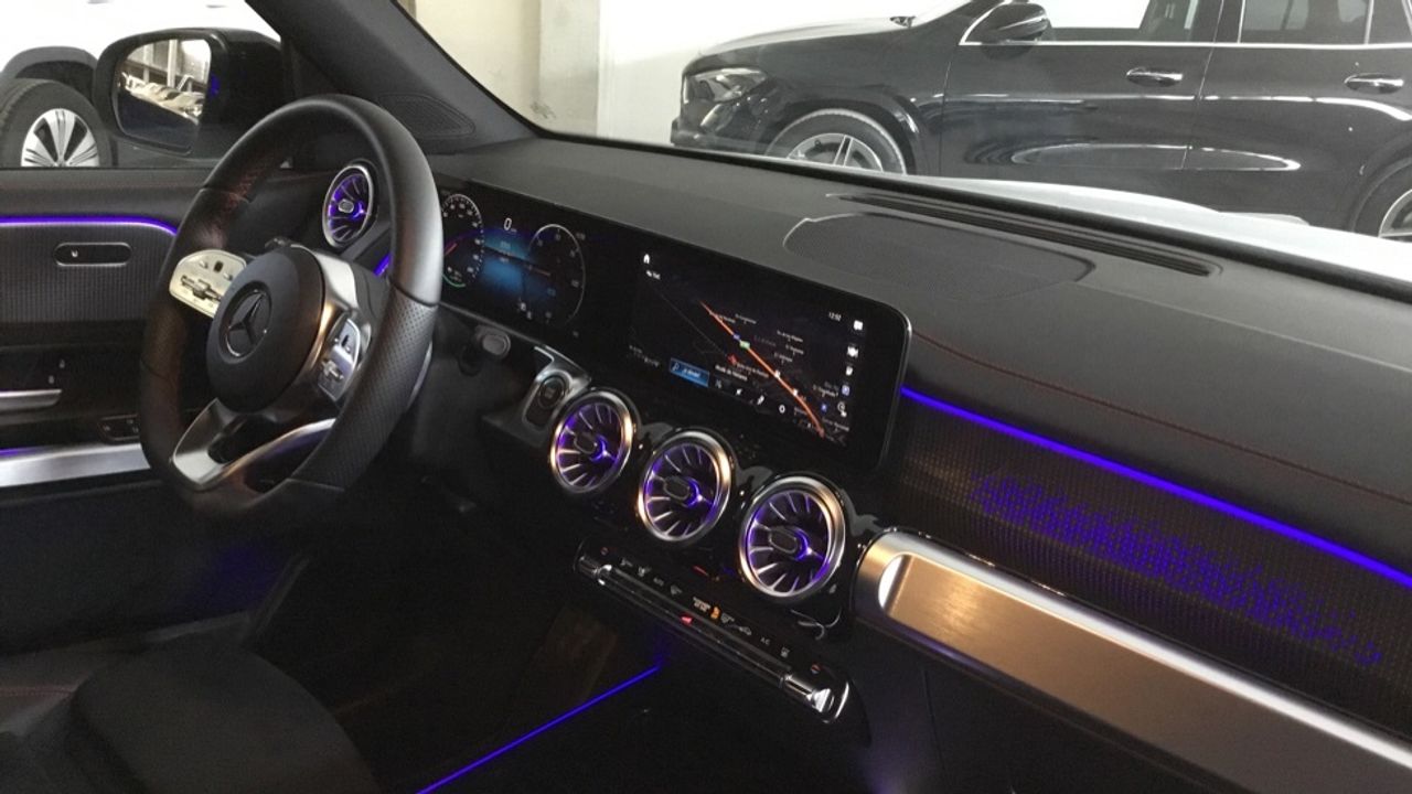 mercedes-eqb-eqb-250+-imagen-9