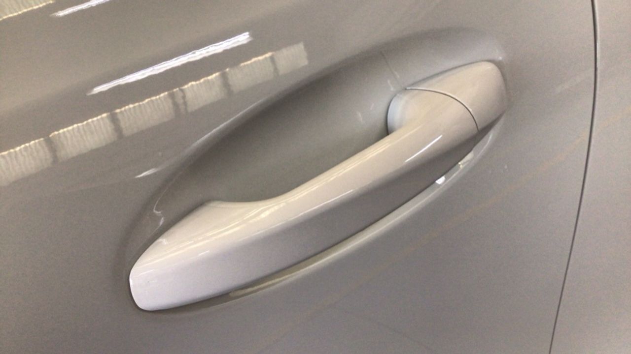 mercedes-eqb-eqb-250-imagen-16
