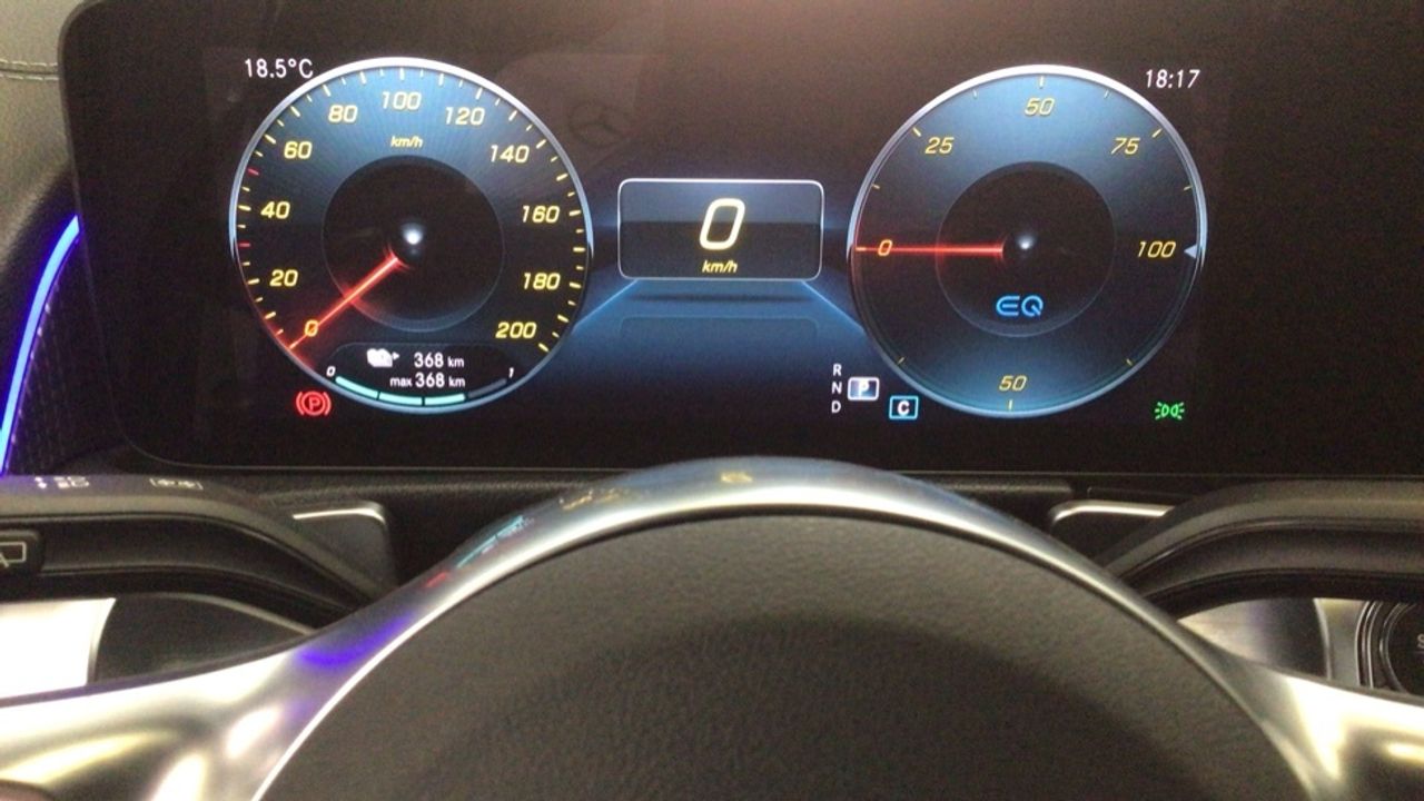 mercedes-eqb-eqb-250-imagen-17