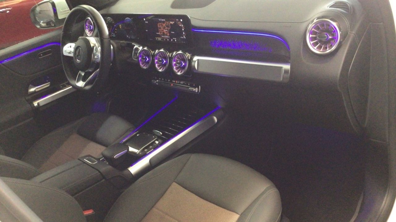 mercedes-eqb-eqb-250-imagen-9