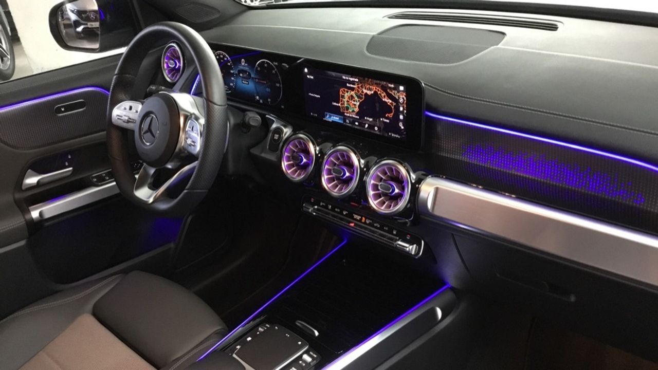mercedes-eqb-eqb-250-imagen-9