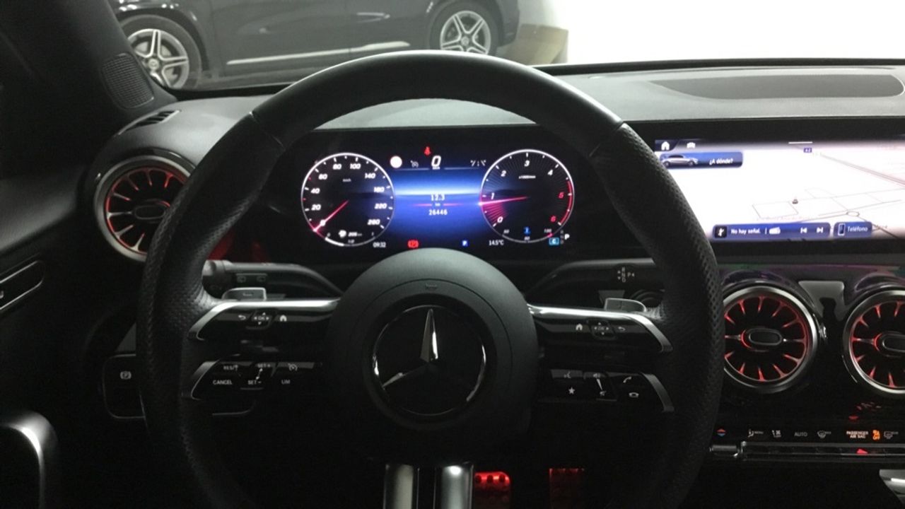 mercedes-clase-a-a-200-d-imagen-8