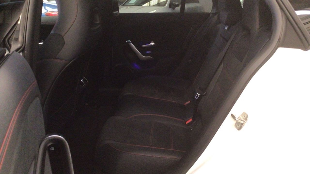 mercedes-cla-cla-200-d-dct-shooting-brake-imagen-10