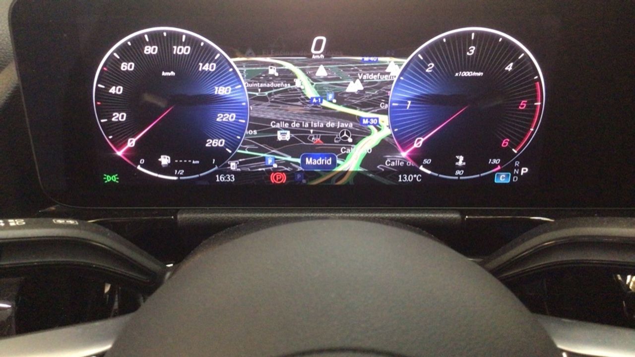 mercedes-gla-gla-200-d-imagen-18