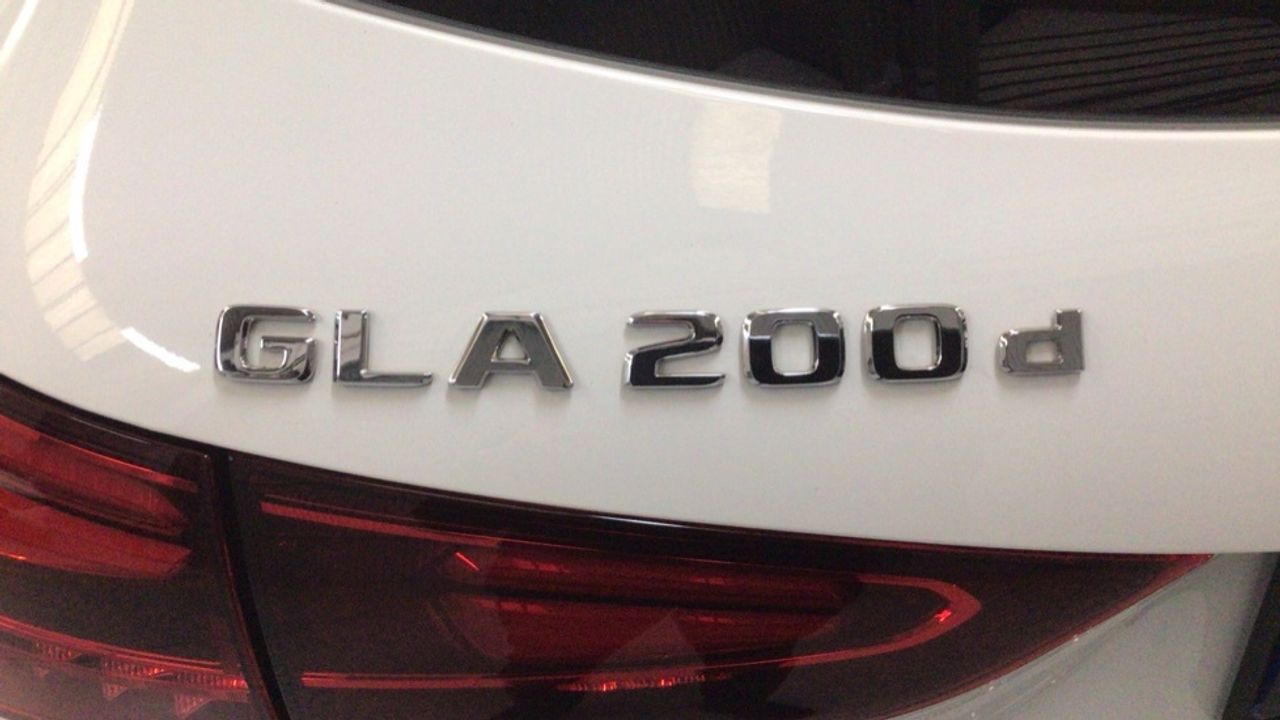 mercedes-gla-gla-200-d-imagen-11